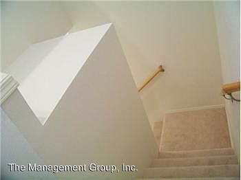 3rd image of 5416 NE 29th Cir