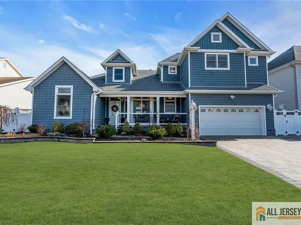 706 Fairview Ln, Forked River, NJ 08731