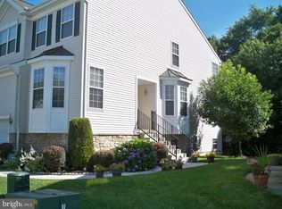 121 Castleton Rd, Riverside, NJ 08075