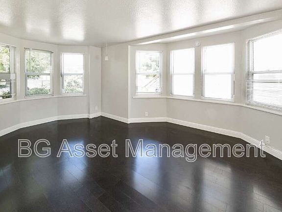 2nd image of 2359 Prune St
