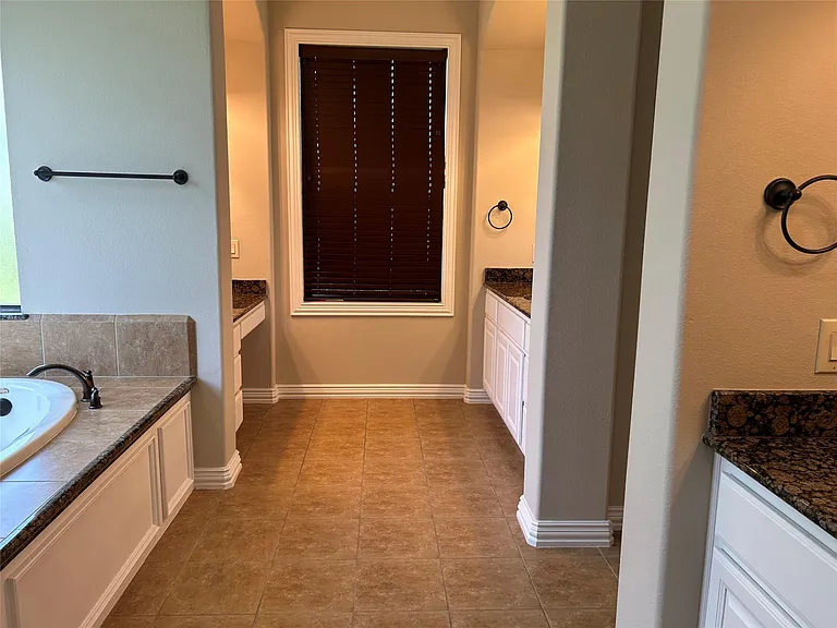 101 E Silverwood Ranch Est — Photo 37