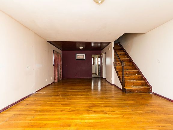 2nd image of 11161 157th St