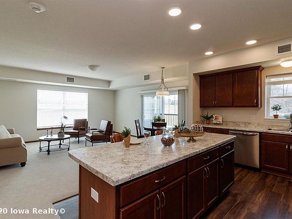 4th image of 9001 Windsor Pkwy #219
