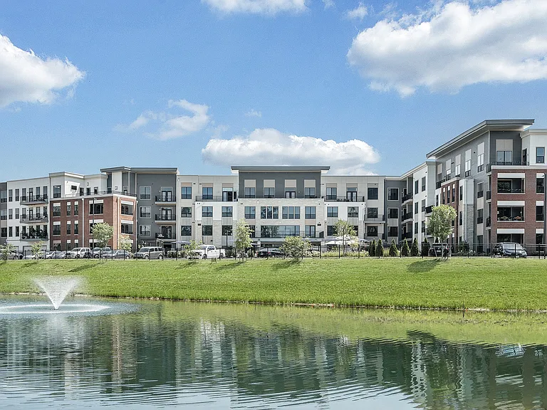 Luxe 360 on Centerpointe — Photo 85