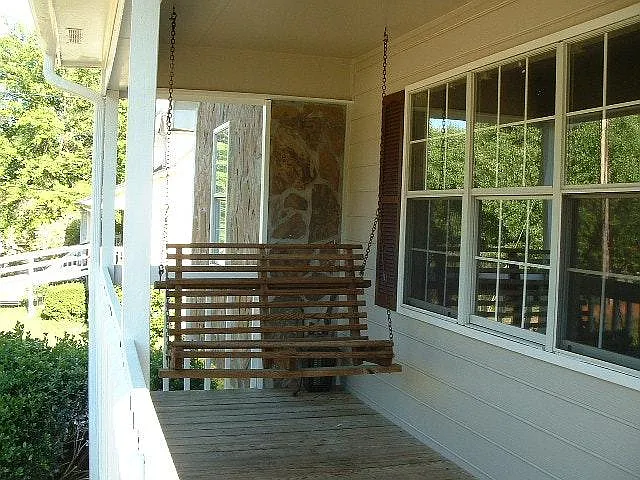 248 Whitney Ln — Photo 3