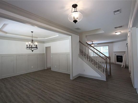 4th image of 1330 Burnam Wood Dr
