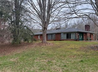 363 School House Ridge Rd, Dryden, VA 24243