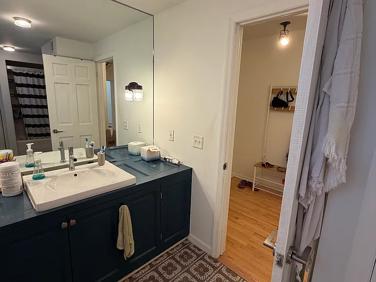 19 Allen St — Photo 24