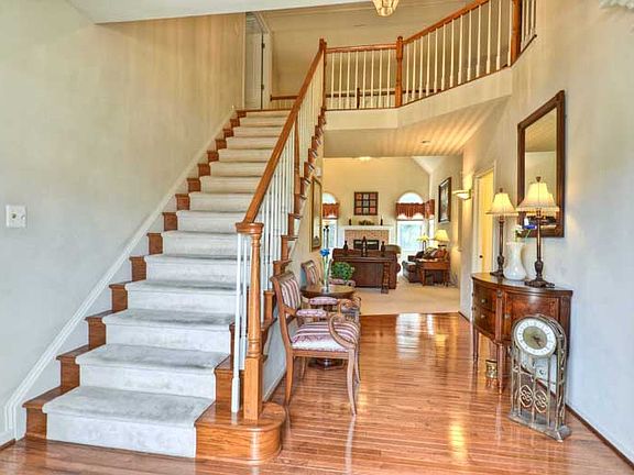 5th image of 2920 Amber Oaks Ct