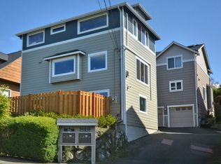 3816 Interlake Ave N, Seattle, WA 98103