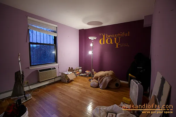 Rented by aptsandlofts.com | media 7