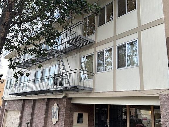2nd image of 675 Monterey Blvd #8