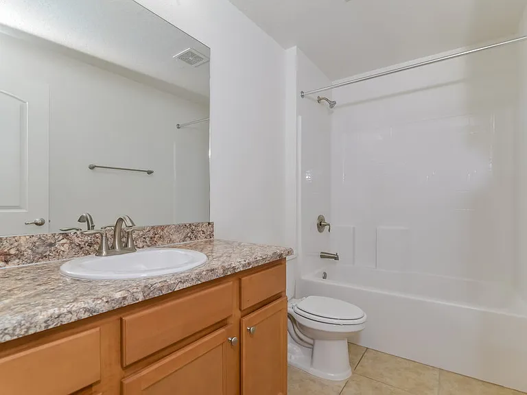 905 Chestnut Dr — Photo 15