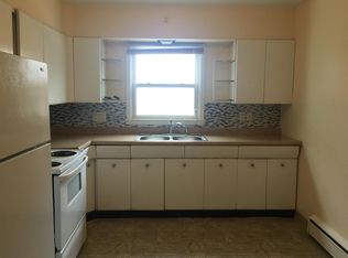 1017 10th Ave N APT 7, Fargo, ND 58102