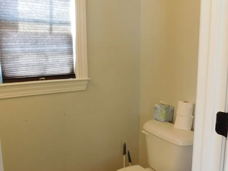101 Staffordshire Dr — Photo 21