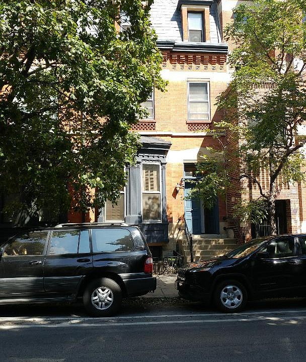 1st image of 1841 N Lincoln Ave #2