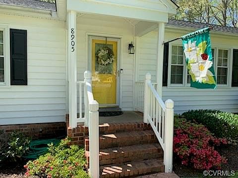 2nd image of 8905 Milbrae Pl