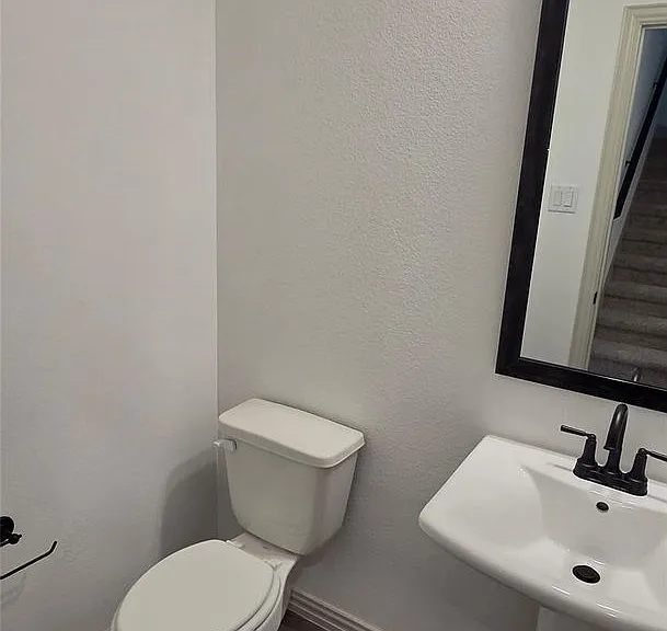 1014 Stockton Dr — Photo 10