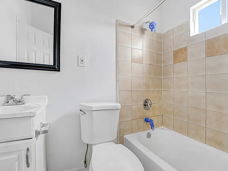 9124 S Broadway #8 — Photo 8