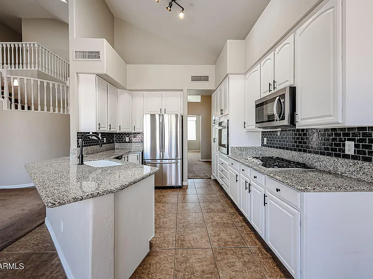 6506 W Molly Ln — Photo 12