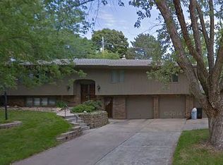 12314 Westover Rd, Omaha, NE 68154