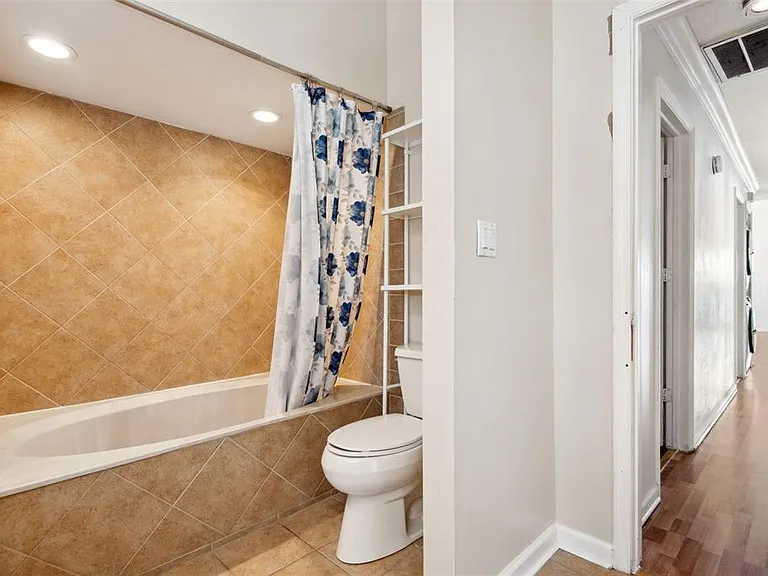 3127 W Sligh Ave #204B — Photo 19