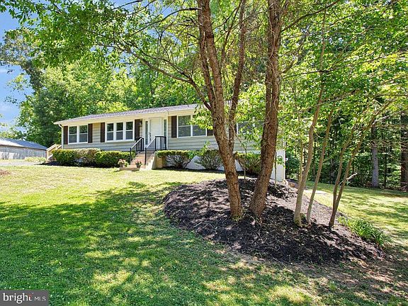 2nd image of 5577 Stephen Reid Rd