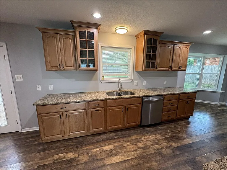 3509 Wharton Dr — Photo 10
