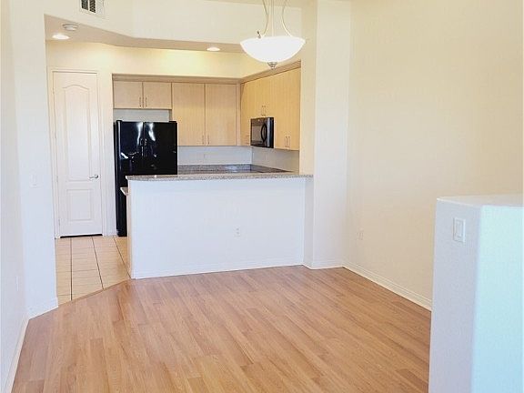 4th image of 62 E Serene Ave Unit 334