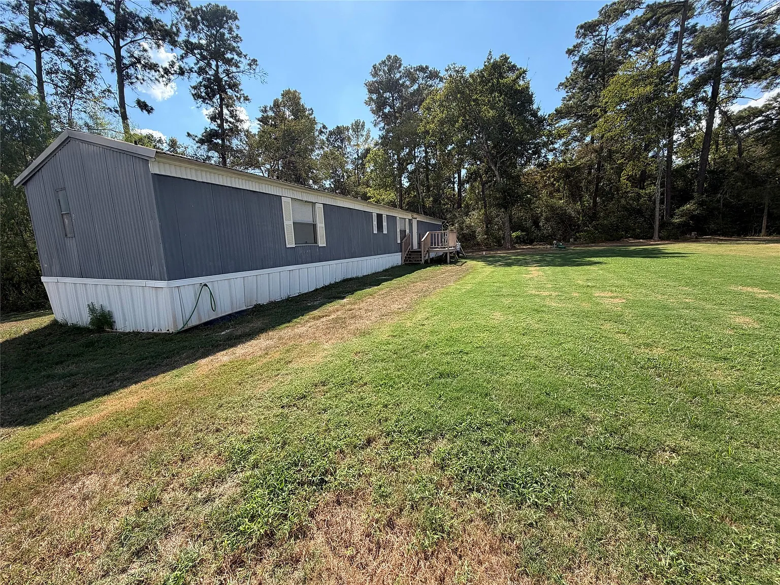 3 bed, 2.0 bath, $1,250 — Photo 1
