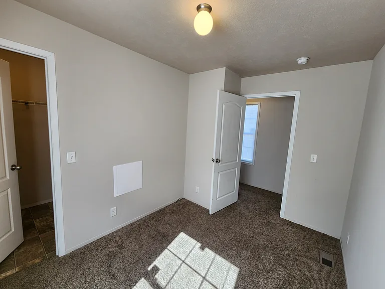 Meadowbrook Estates — Photo 27