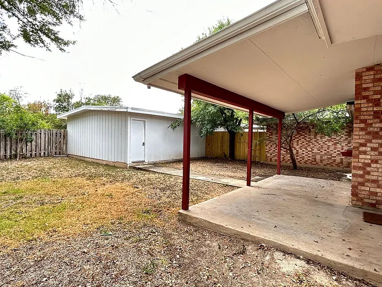 6216 Rue Marielyne St — Photo 24