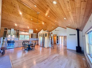 1826 Okra Blvd, Fairfield, IA 52556