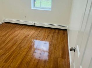 22 Horatio St #2R, Newark, NJ 07105