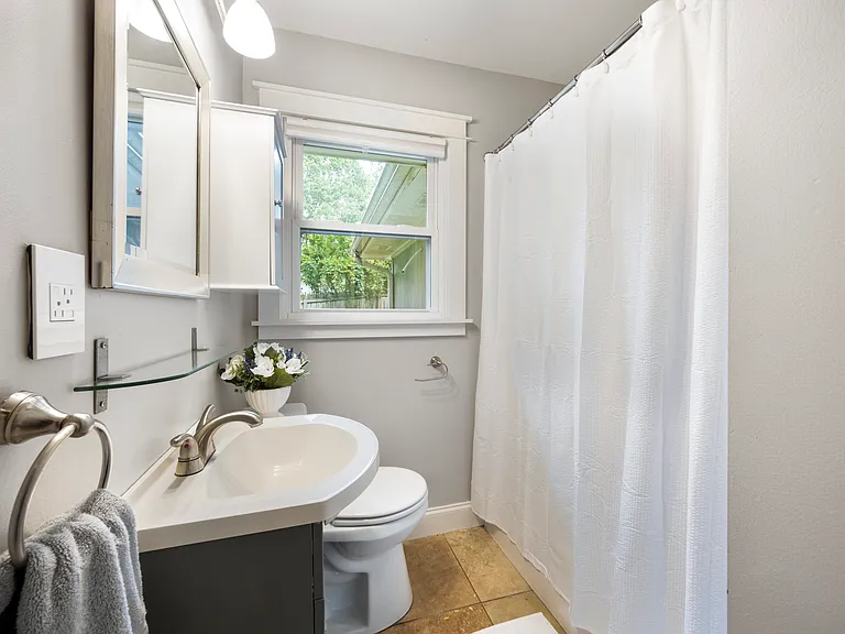 70 Driskell Ave SW — Photo 7