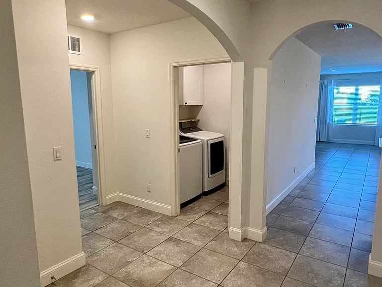 3280 Roxbury Pl SW — Photo 12