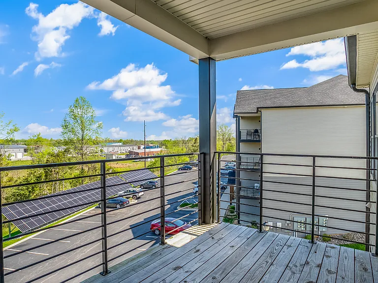 Winding Springs| Balcony