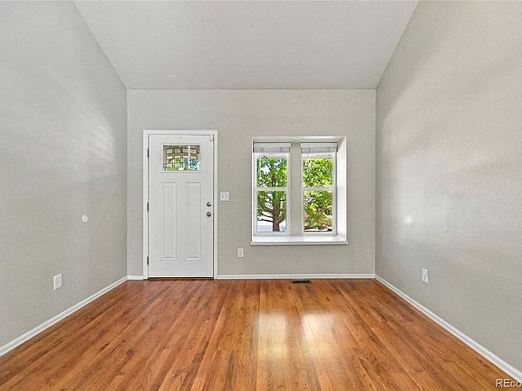 5th image of 4276 Halifax Way