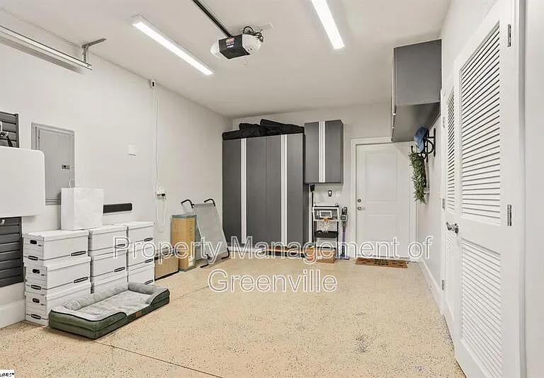 1505 E North St #2101 — Photo 11