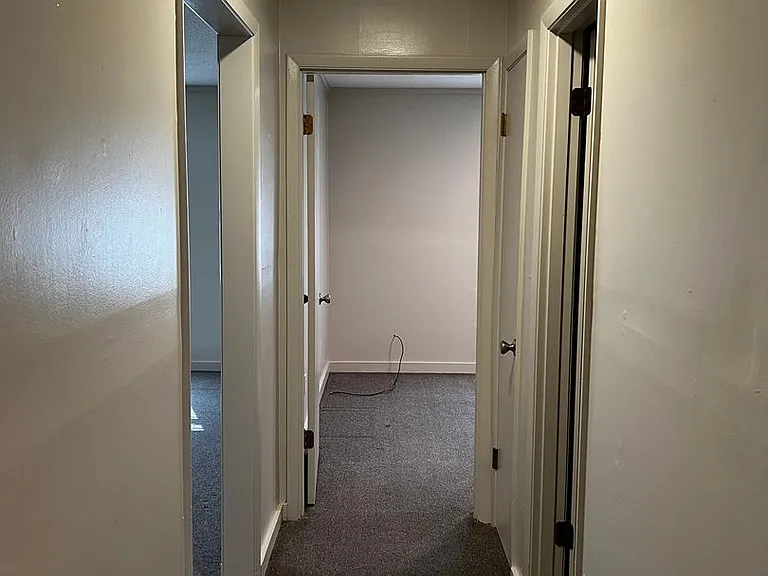 135 Georgianna St — Photo 7