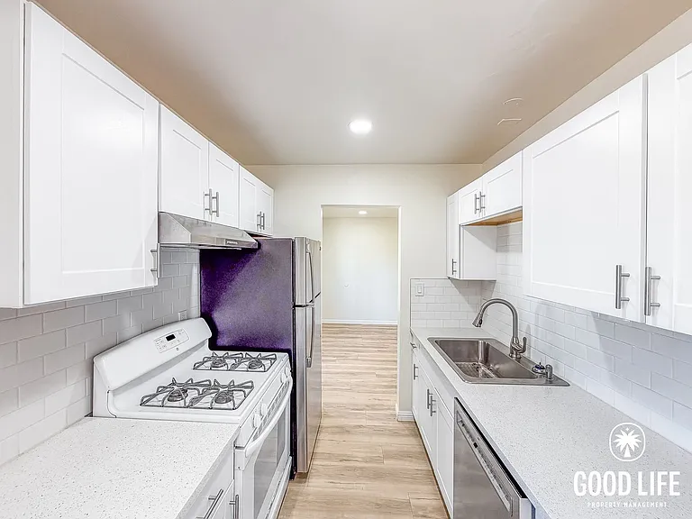 Mildred St (5601-5607) — Photo 1