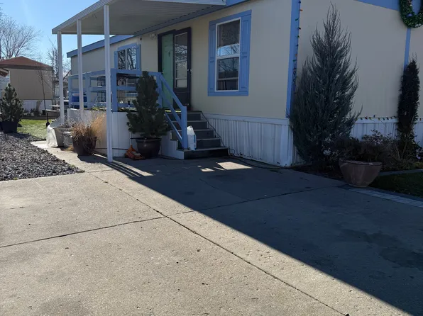 8400 S 4000 W Trailer 195, West Jordan, UT 84088