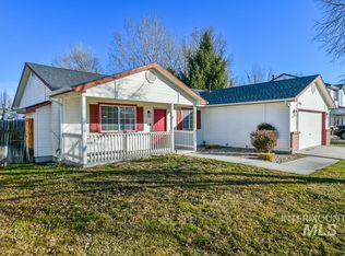 10484 W Menkalinin Dr, Star, ID 83669