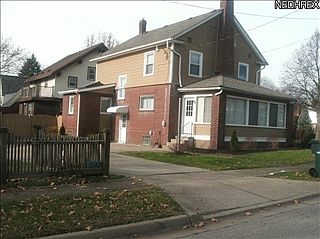 4th image of 1708 Chestnut Blvd