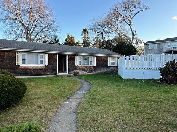 5th image of 124 Skiff Ave Unit G-11