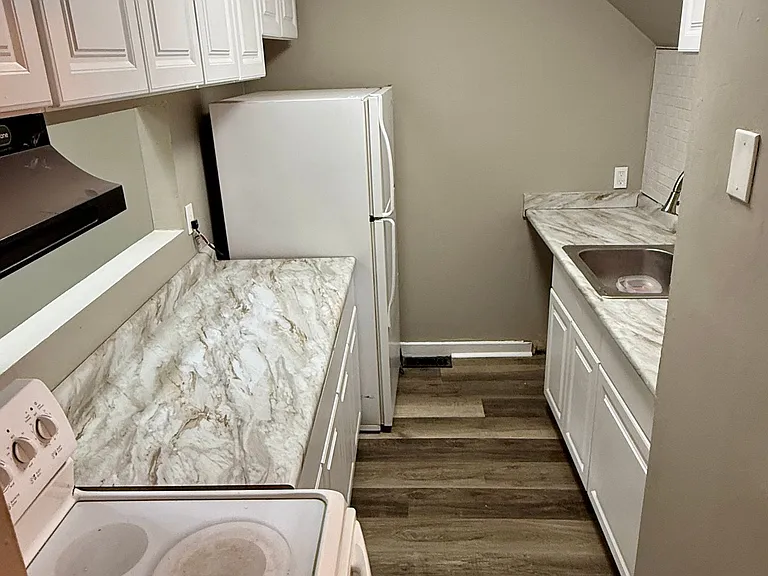 595 Martin Luther King Dr W #2 — Photo 9