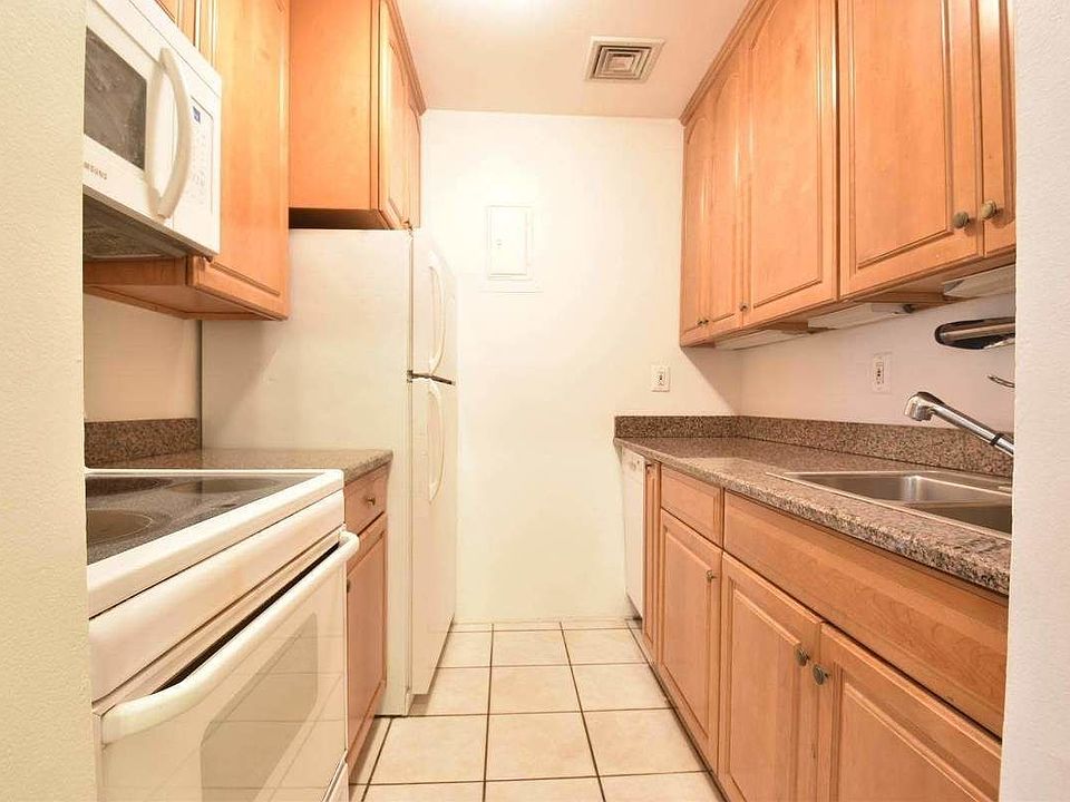 1st image of 11 W 94th St #A