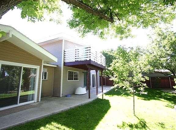 2nd image of 7213 W Cedarwood Dr