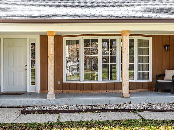 4th image of 7131 Wexford Dr