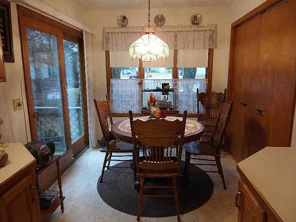 4th image of 5570 Stoney Creek Dr